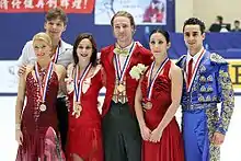 Podium de la Coupe de Chine 2010 avec Ekaterina Bobrova / Dmitri Soloviev et Federica Faiella / Massimo Scali
