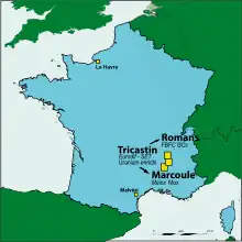 L'uranium enrichi est transféré dans l'usine FBFC de Romans pour y fabriquer des assemblages de combustible UO2 et dans l'usine Melox de Marcoule pour produire du Mox.