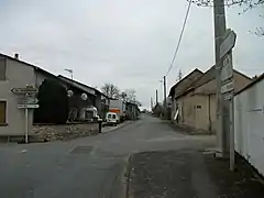 Route départementale 443 vers Effiat