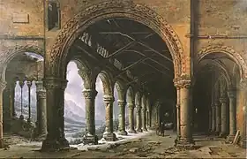 Effet de brouillard et de neige à travers une colonnade gothique en ruines
