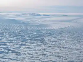 Le :David Cauldron (en) du glacier David.