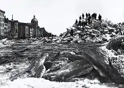 Débâcle, rue des Commissaires, vers 1884