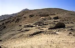 Ruines d'un monastère dédié à Paul de Thèbes (Deir el-Bakhit) près de la nécropole de Dra Abou el-Naga.
