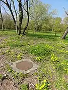 Le puits no 1 dans son environnement.