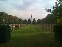 Division 17 : carré militaire français de la 2de Guerre mondiale.