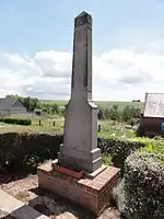 Le monument aux morts.