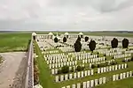 Dud Corner Cemetery et le Loos Memorial (en)