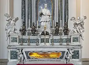 L'autel de St. Gregorio Barbarigo par Giorgio Massari.