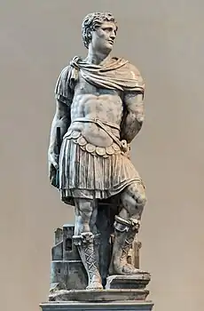 Cathédrale de Trévise, statue en marbre de Libéral d'Altino, XVIe siècle.