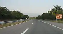 L'autoroute près de Stobi.