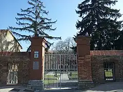 Entrée principale de la médiathèque.