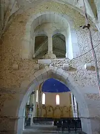 Arche du clocher vers la nef