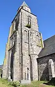 Le clocher-tour du XIIIe classé M.H.