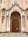 Porte principale.