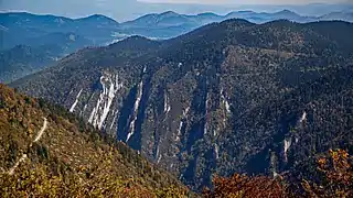 Gorges de la Frau depuis le Sarrat de Caudeval.