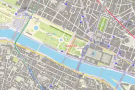 L'emplacement de la partie disparue du palais : le rectangle rouge au centre du plan.