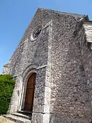 Portail en façade ouest de l'église.