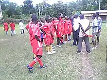 L'équipe de football du village Gbogolo