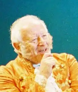 Ernst Grissemann dans le rôle de Longimanus au Raimundspiele Gutenstein en 2004