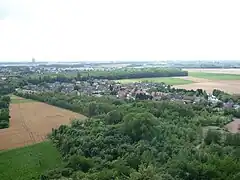 Les cités vues depuis le terril no 153.
