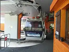 Télécabines Côte 2000, cabine en gare aval