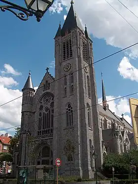 Eglise Saint-Antoine, place Saint-Antoine