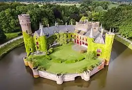 Vue arrière du château