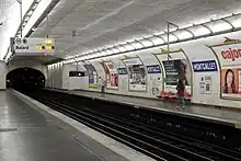 Les quais de la station.