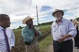 Un agriculteur décrit la perte de ses cultures, le 13 septembre 2016.