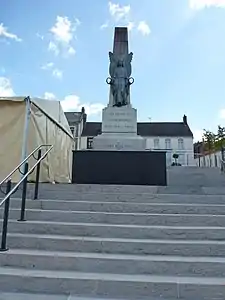 Le monument aux morts.