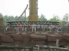 Fire Dragon Revelry à China Dinosaurs Park