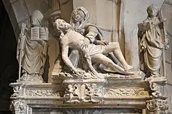 Groupe sculpté de Notre-Dame de Pitié Classé MH (1933).