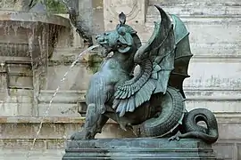 Henri-Alfred Jacquemart, chimère ailée (1860), fontaine Saint-Michel de Paris.