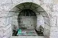 Fontaine Sainte-Anne : la niche.