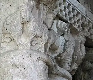 Chapiteau du groupe sud-ouest de l'arc triomphal