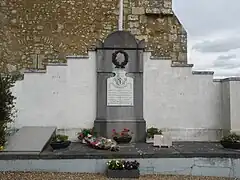 Monument aux morts.