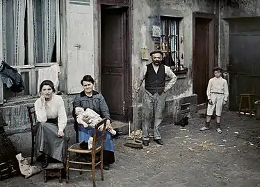 Famille à Paris, 1914.