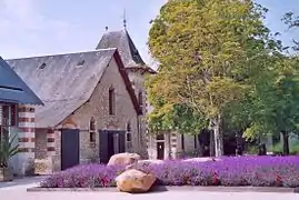 La cour de la ferme.