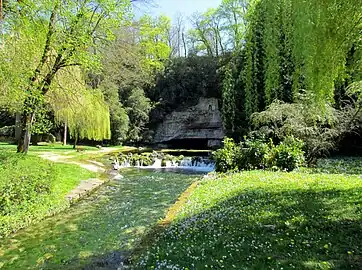 Source de la Douix(vue 2).