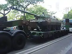 Porte-char, à col-de-cygne, 6 essieux (France).