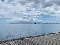 Front de mer depuis le parc Vaipoopoo