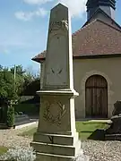 Le monument aux morts.