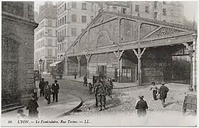 La première station construite en 1862