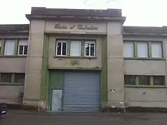 Ex papeteries Le Lux, bâtiments arts-décos la long de la Fure.