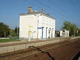 Image illustrative de l’article Gare de Tacoignières - Richebourg