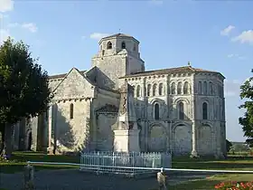 Église romane.