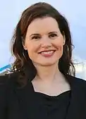 Geena Davis interprète Mackenzie Allen, la présidente des États-Unis.