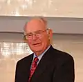 Gordon Moore (2001; photo prise en 2004)