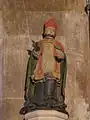 Statue d'un saint évêque.