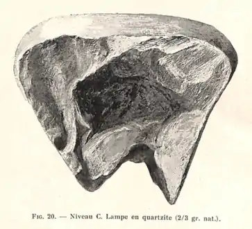 Lampe en quartzite, grotte de Gouërris.